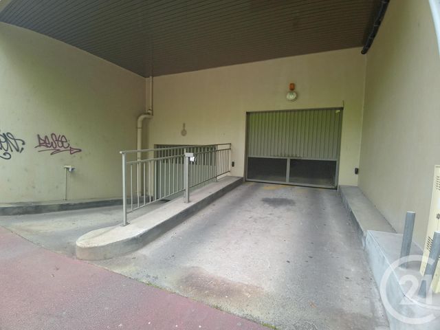 parking à louer - 13.32 m2 - LIMOGES - 87 - LIMOUSIN - Century 21 Victor Hugo